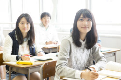 通信制高校のスクーリングについて｜通学の仕組み・形式・不安への向き合い方