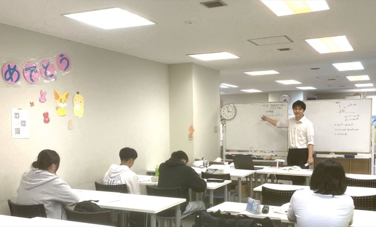“あなた専用”の「一ツ葉ナビ」で、卒業まで寄り添います。