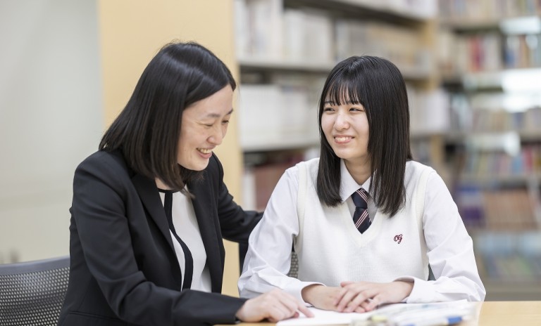 卒業までの進路活動を担任がしっかりサポートします