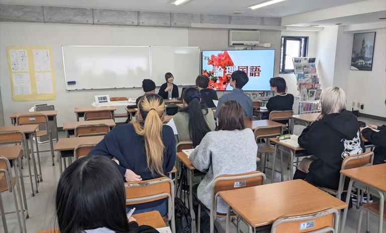 “あなた専用”の「一ツ葉ナビ」で、卒業まで寄り添います。