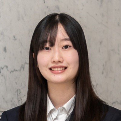 卒業生 小堀あみさん